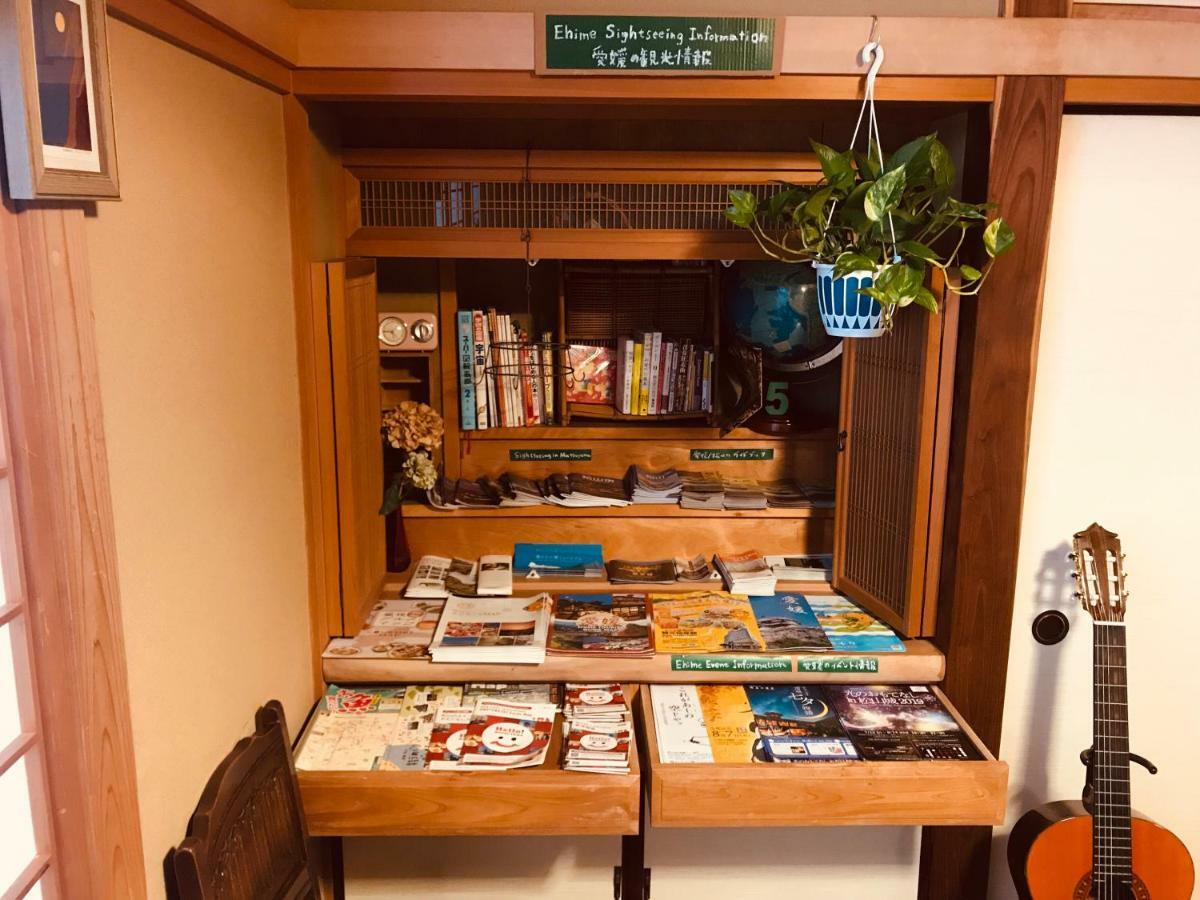 Ropeway St. Guesthouse Matsuyama (Ehime) Exterior photo