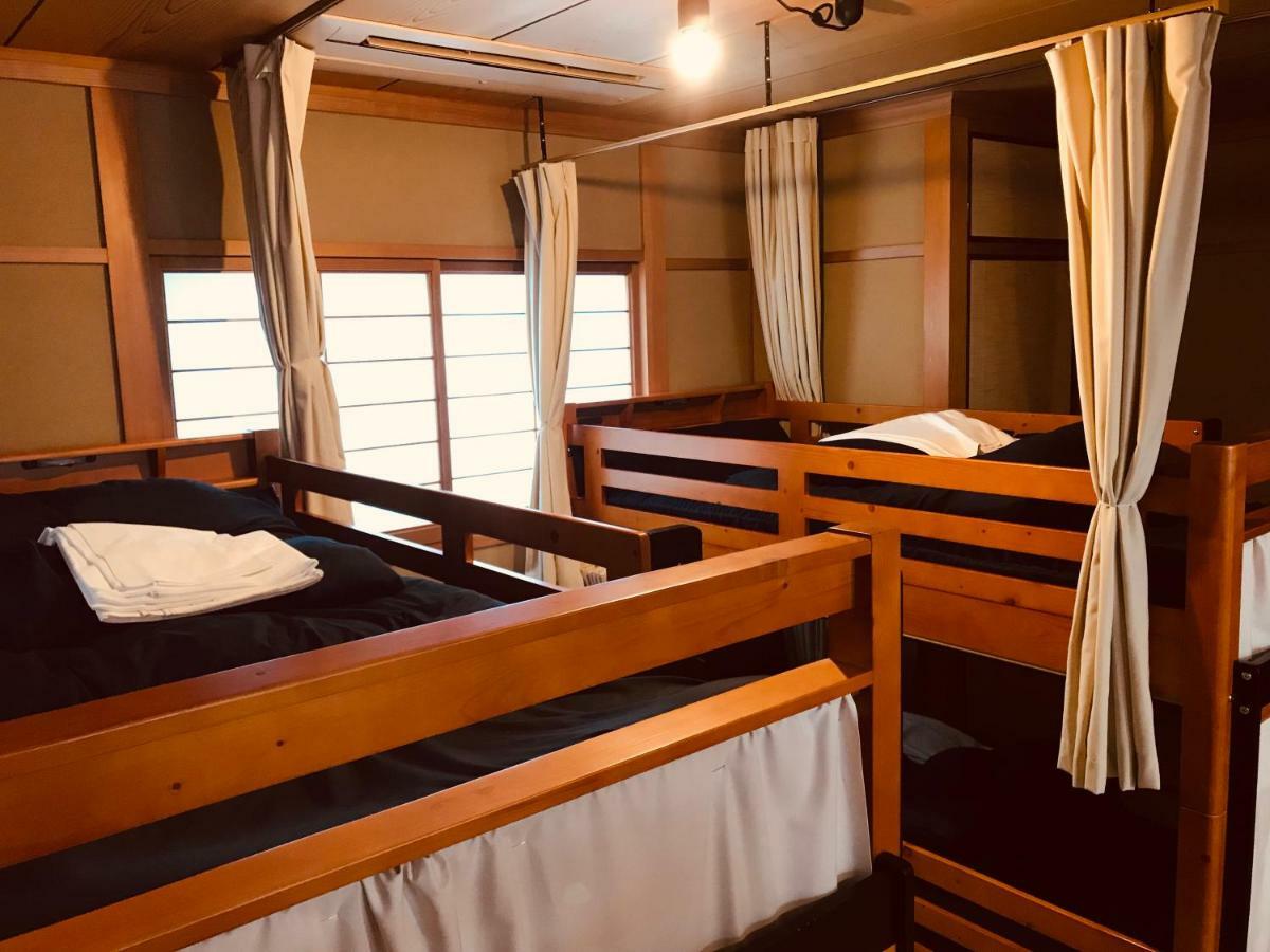 Ropeway St. Guesthouse Matsuyama (Ehime) Exterior photo
