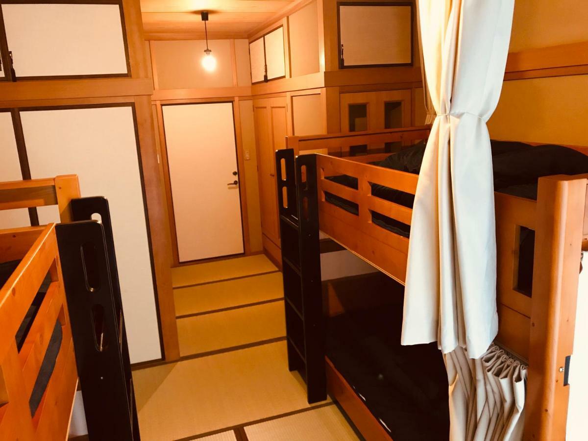 Ropeway St. Guesthouse Matsuyama (Ehime) Exterior photo